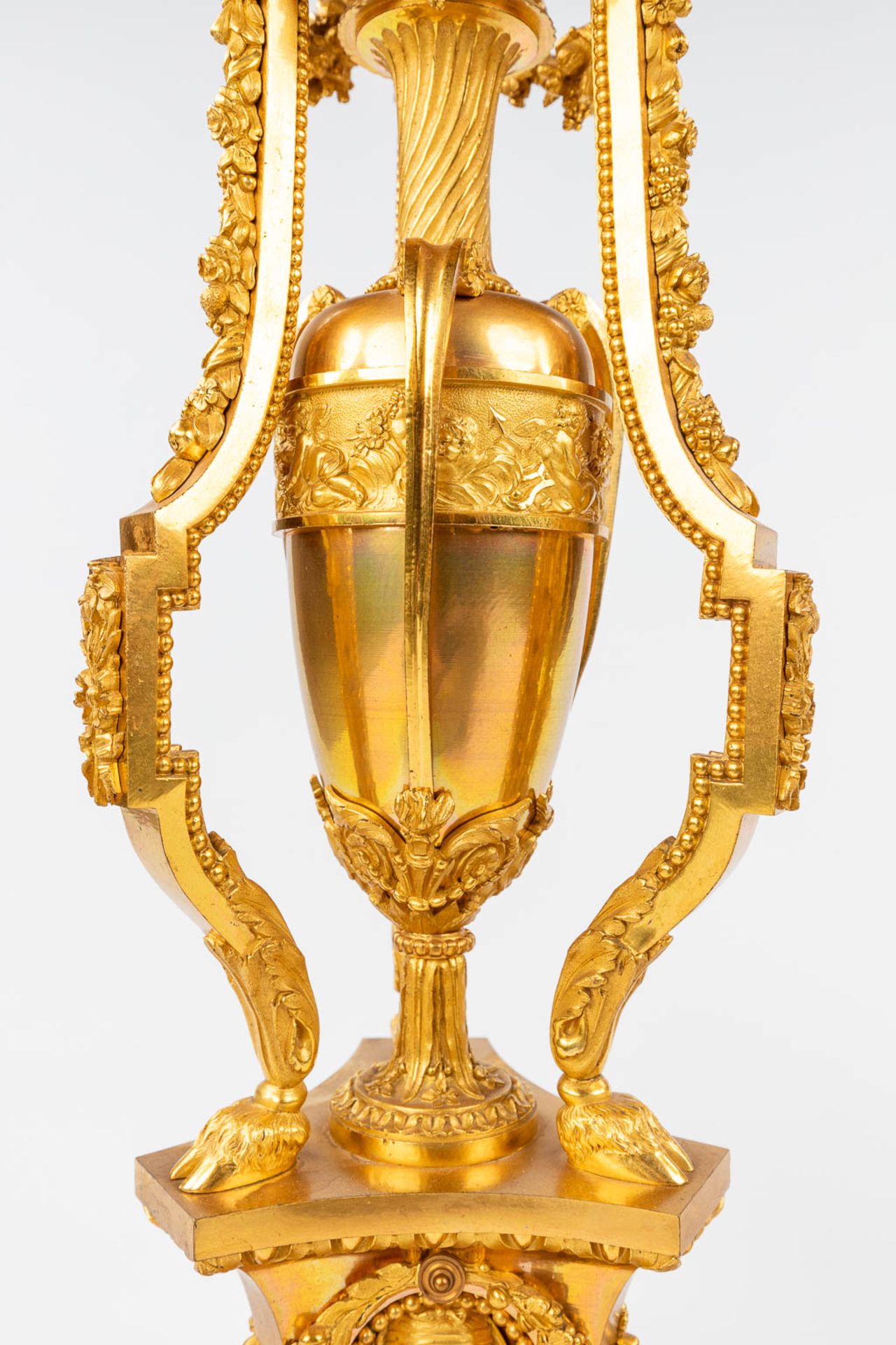 An imposing three-piece mantle garniture clock and candelabra, gilt bronze in Louis XVI style. Maiso - Image 34 of 38