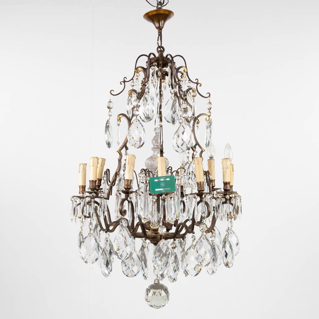 A big antique chandelier, brass and glass. France. Circa 1900. (H:105 x D:65 cm) - Bild 2 aus 13