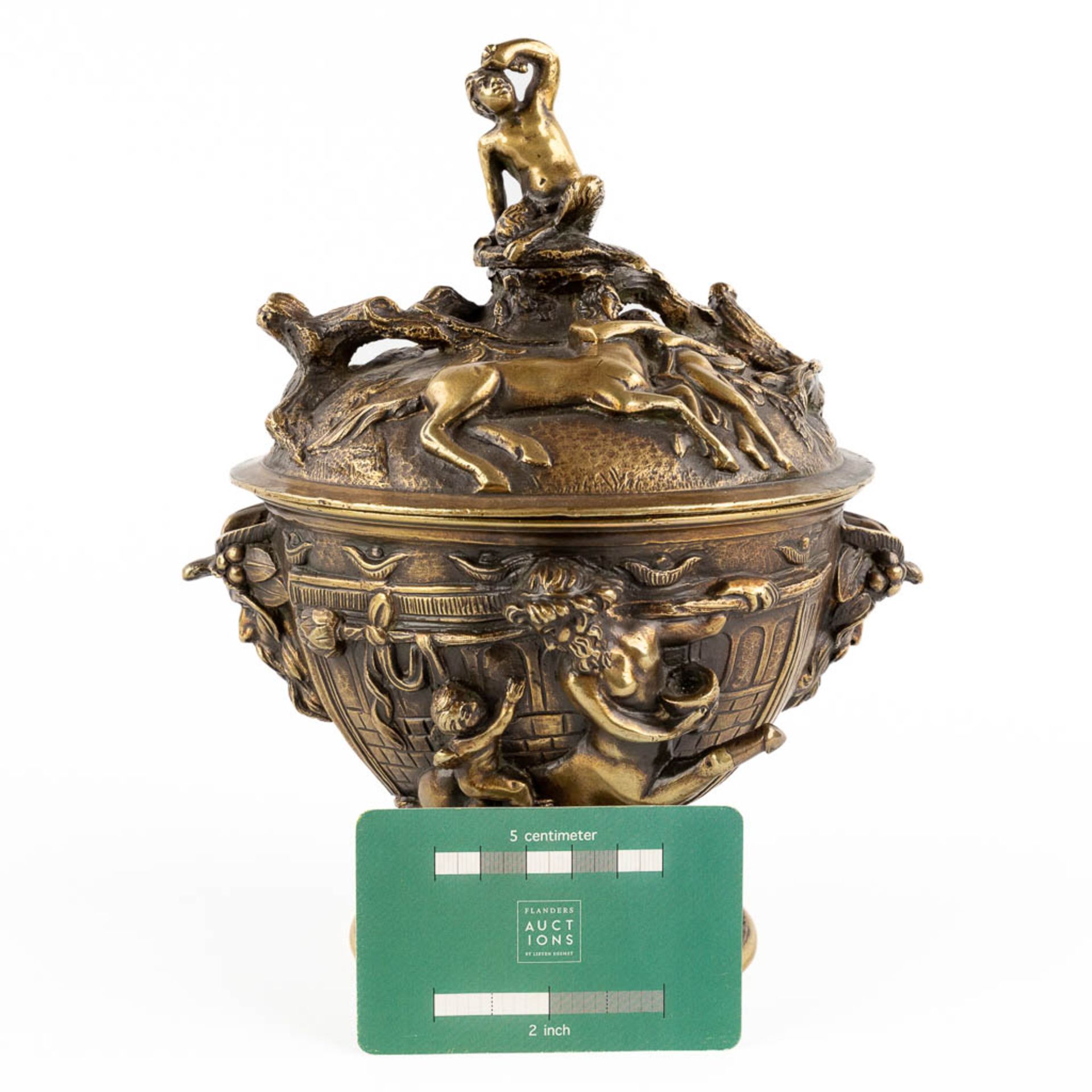 A pot with a lid, decorated with mythological figurines, patinated bronze. (H:23 x D:16 cm) - Image 2 of 16