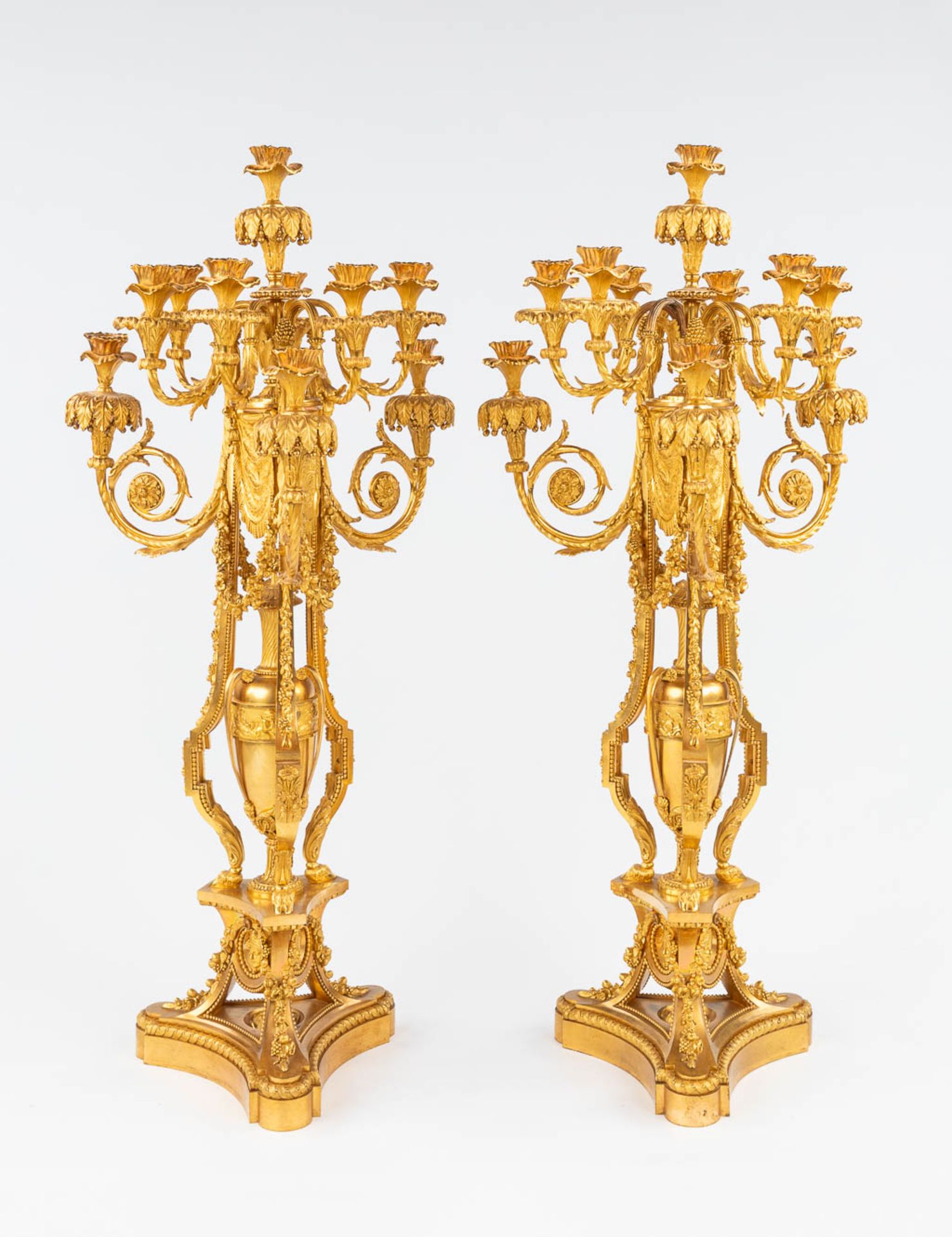 An imposing three-piece mantle garniture clock and candelabra, gilt bronze in Louis XVI style. Maiso - Image 25 of 38