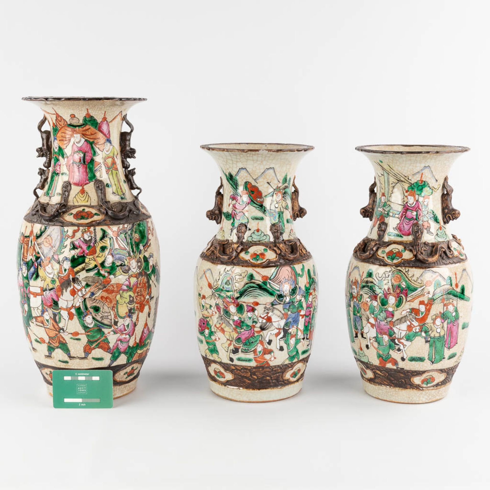 Three Chinese vases decorated with warriors, Nanking. 20th C. (H:43 x D:20 cm) - Image 2 of 18