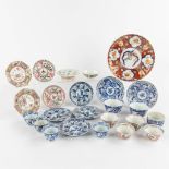 A collection of Chinese and Japanese porcelain, Imari, Blue-white, Famille Rose. 19th/20th C. (D:21