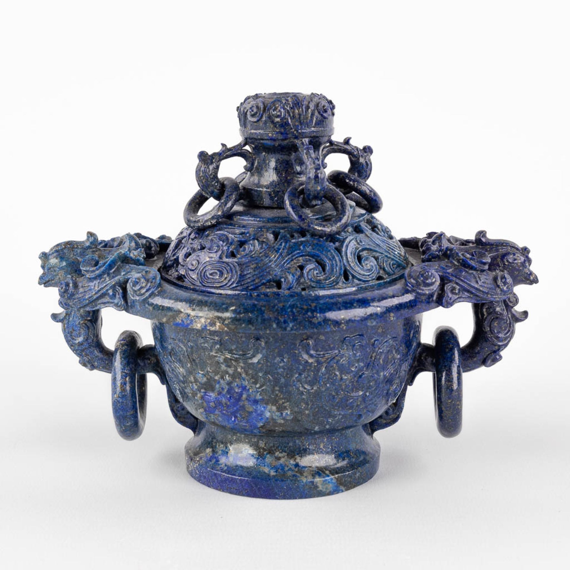 A Chinese censer, sculptured Lapis Lazuli, decorated with birds and flowers. (D:11 x W:17 x H:14 cm)