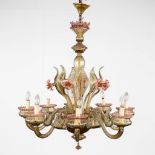 A large Venetian glass chandelier, Murano, Italië. (H:90 x D:83 cm)