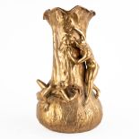 H. RIDIJCK (XIX-XX) 'La Source' gilt bronze. (D:27 x W:27 x H:47 cm)
