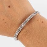 A bracelet, 18kt white gold with brilliants, appr. 2,18ct. 20,41g.