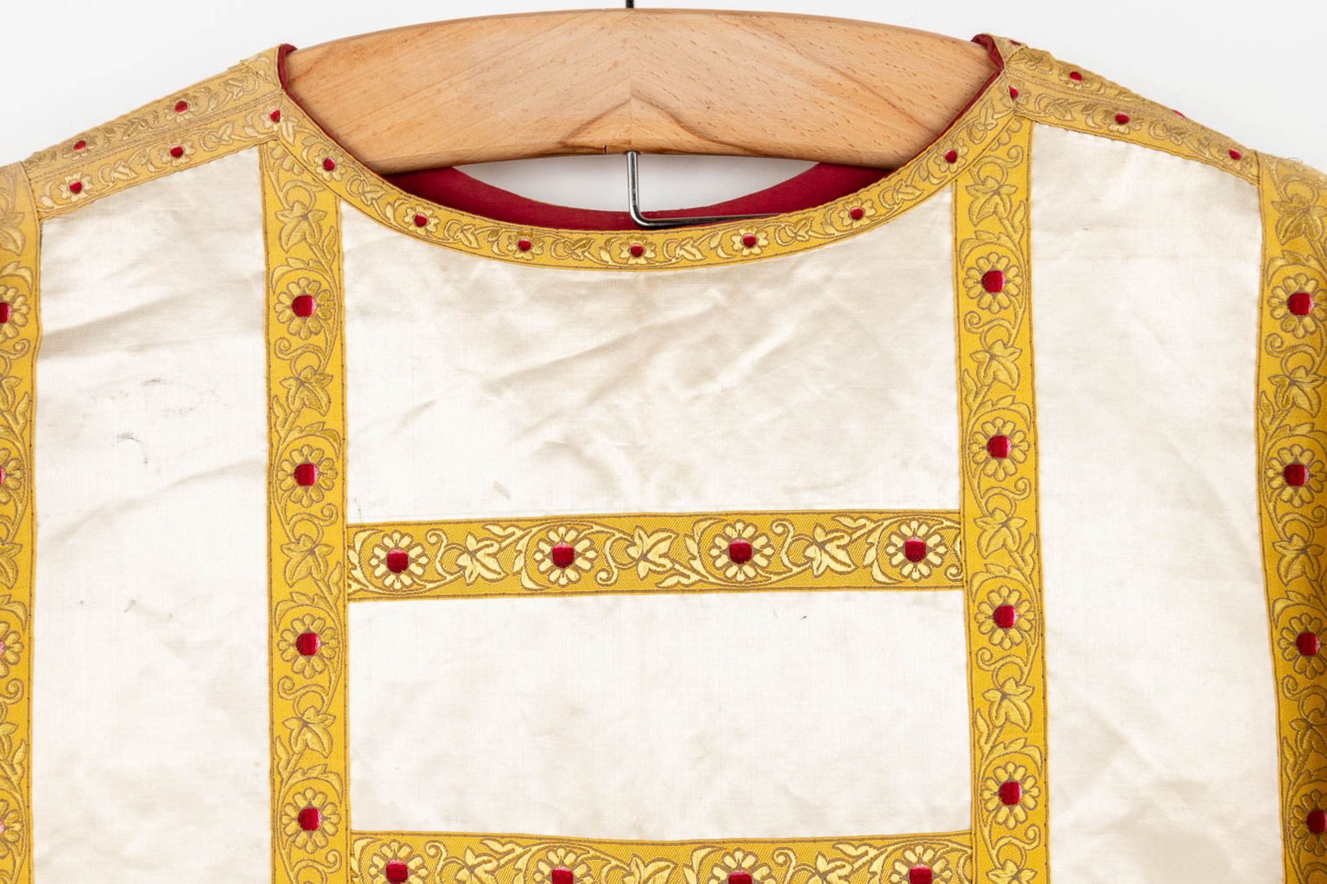 Four Dalmatics, Two Roman Chasubles, A stola and Chalice Veil, finished with embroideries. - Image 22 of 59