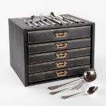 Christofle 'Marly' a 135-piece silver-plated cutlery in the original storage chest. (D:30 x W:47 x H