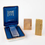 Dupont and Forum, a set of 3 vintage lighters. (D:1 x W:2 x H:7 cm)