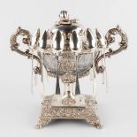 An antique 'Confiturier' with 12 spoons, silver. Restored. 833g. (D:18 x W:26 x H:24 cm)