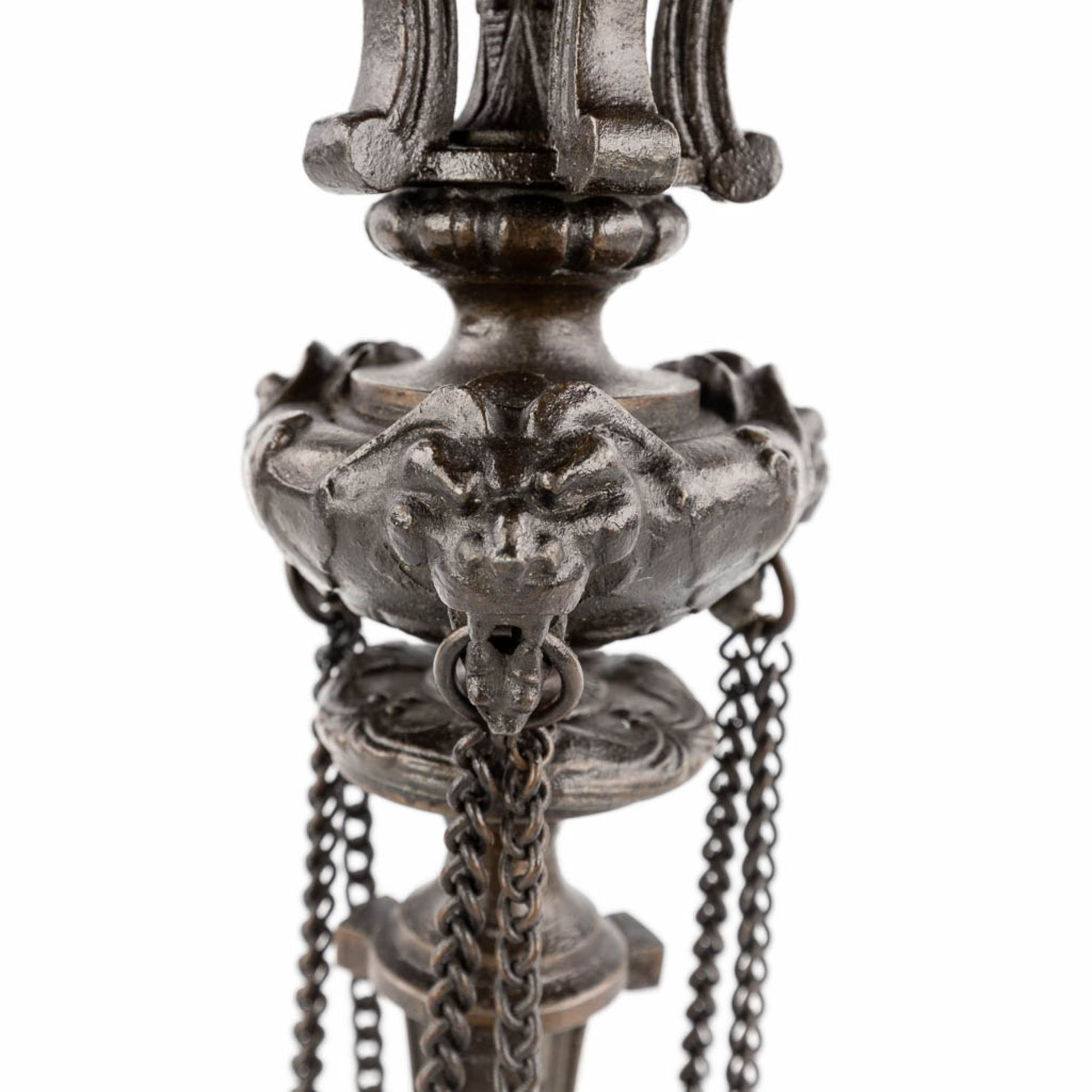 A pair of candelabra, bronze decorated with birds. 19th C. (H:56 x D:26 cm) - Image 7 of 12