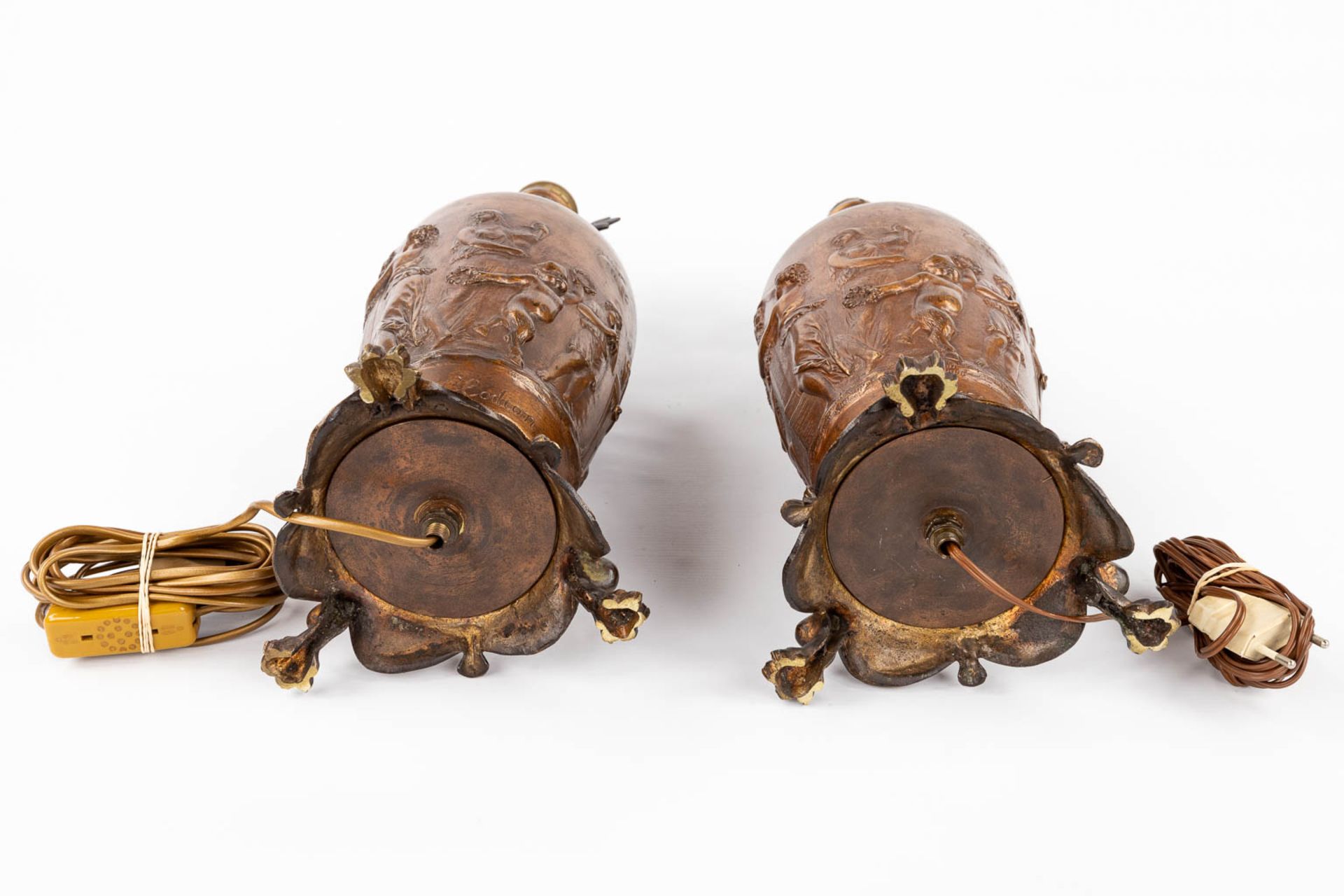 CLODION (1738-1814) 'Pair of oil lamps' bronze decorated with Satyrs and Nymphs. 19th C. (H:55 x D:1 - Bild 14 aus 14