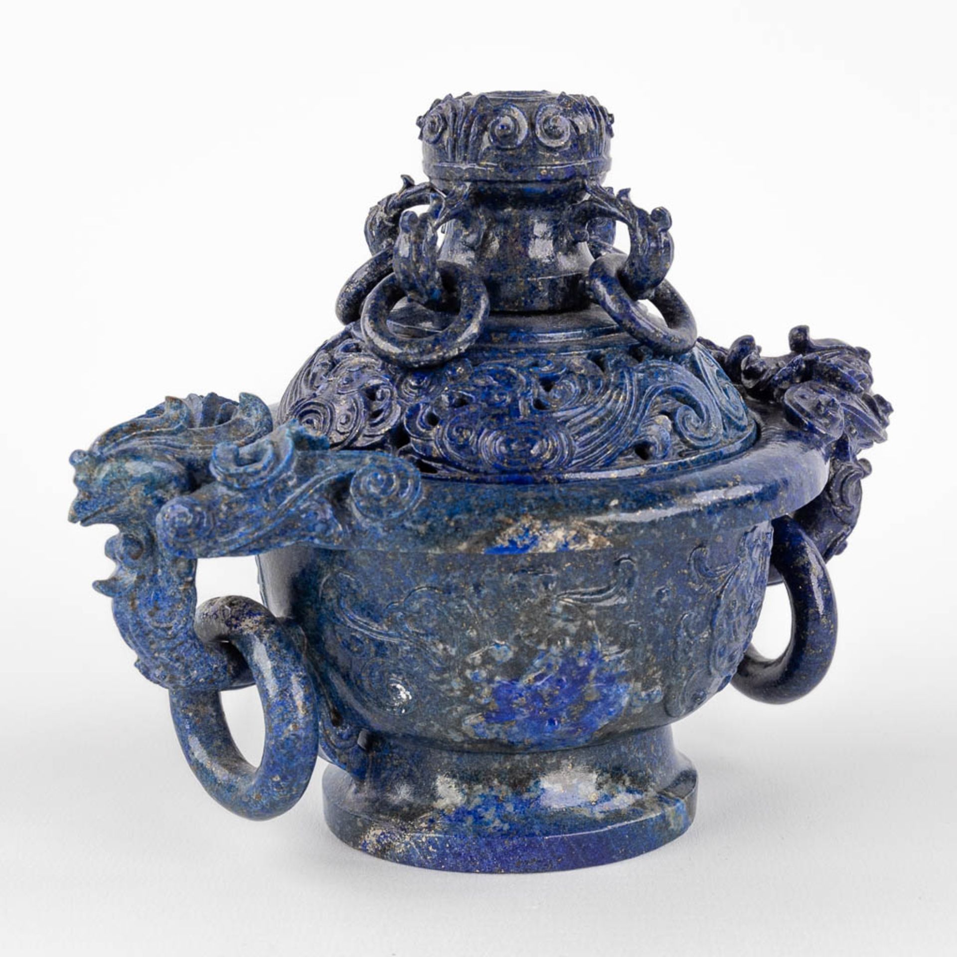 A Chinese censer, sculptured Lapis Lazuli, decorated with birds and flowers. (D:11 x W:17 x H:14 cm) - Image 3 of 11