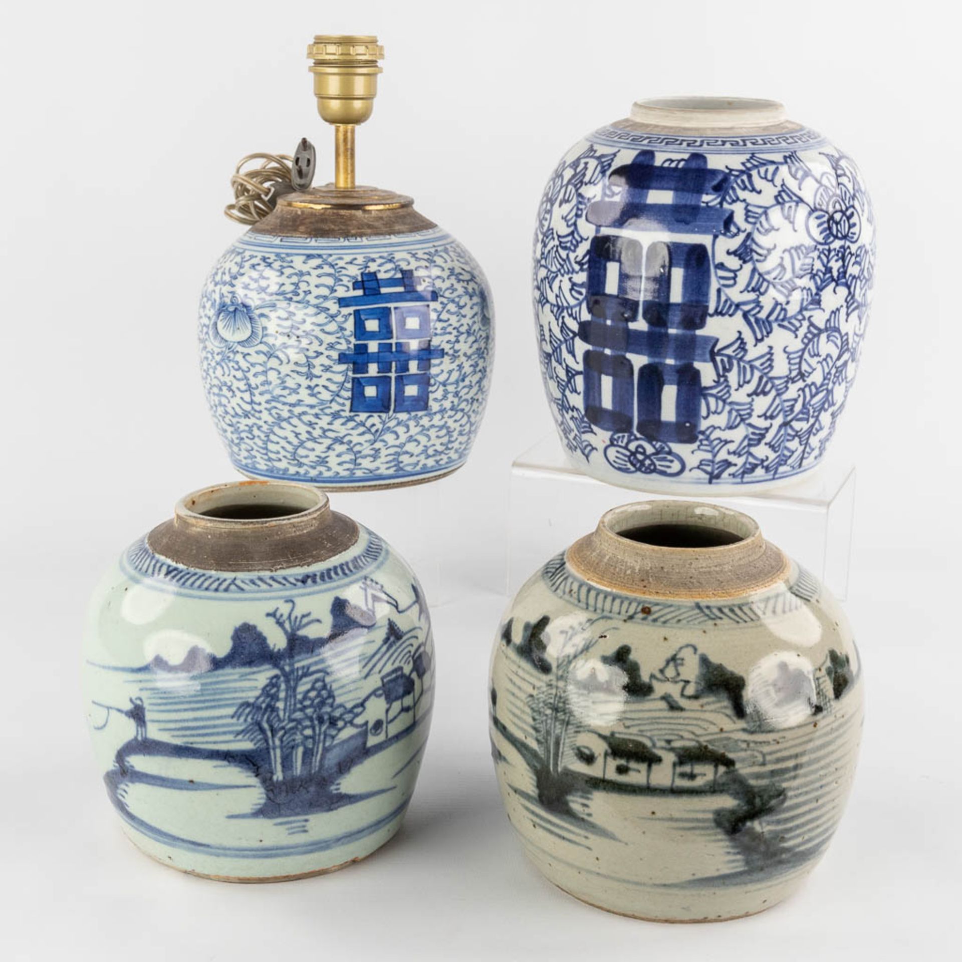 4 Chinese ginger jars with blue-white decor. 19th/20th C. (H:23 x D:21 cm)