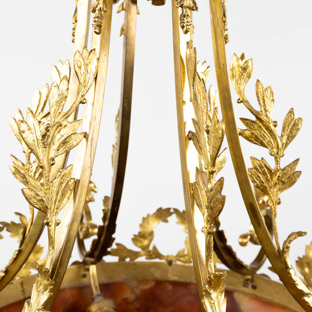 A chandelier, bronze with alabaster, decorated with putti and ram's heads, Louis XVI style. Circa 19 - Bild 6 aus 13