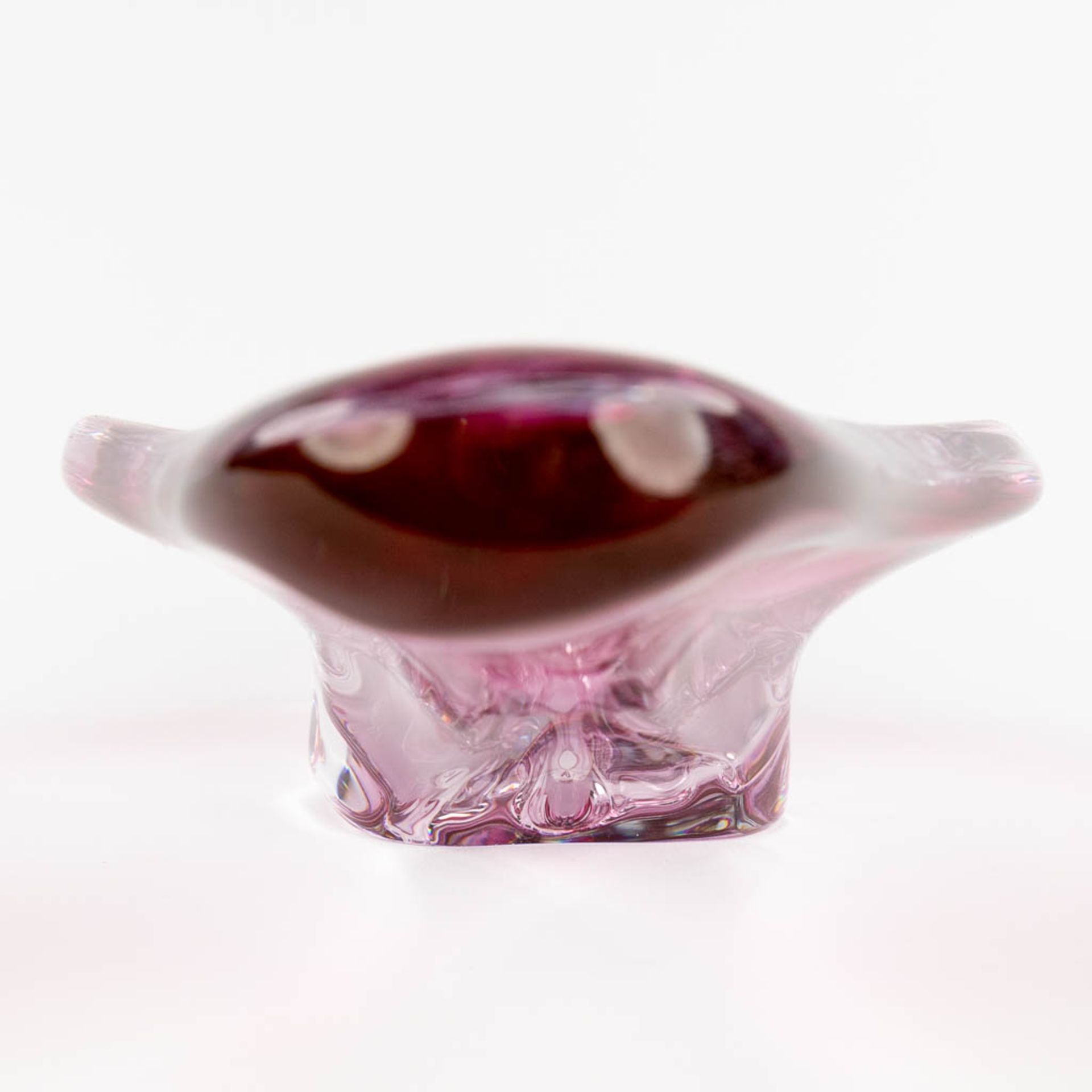 Val Saint Lambert, a pink crystal tray. (D:18,5 x W:54 x H:7,5 cm) - Image 6 of 11