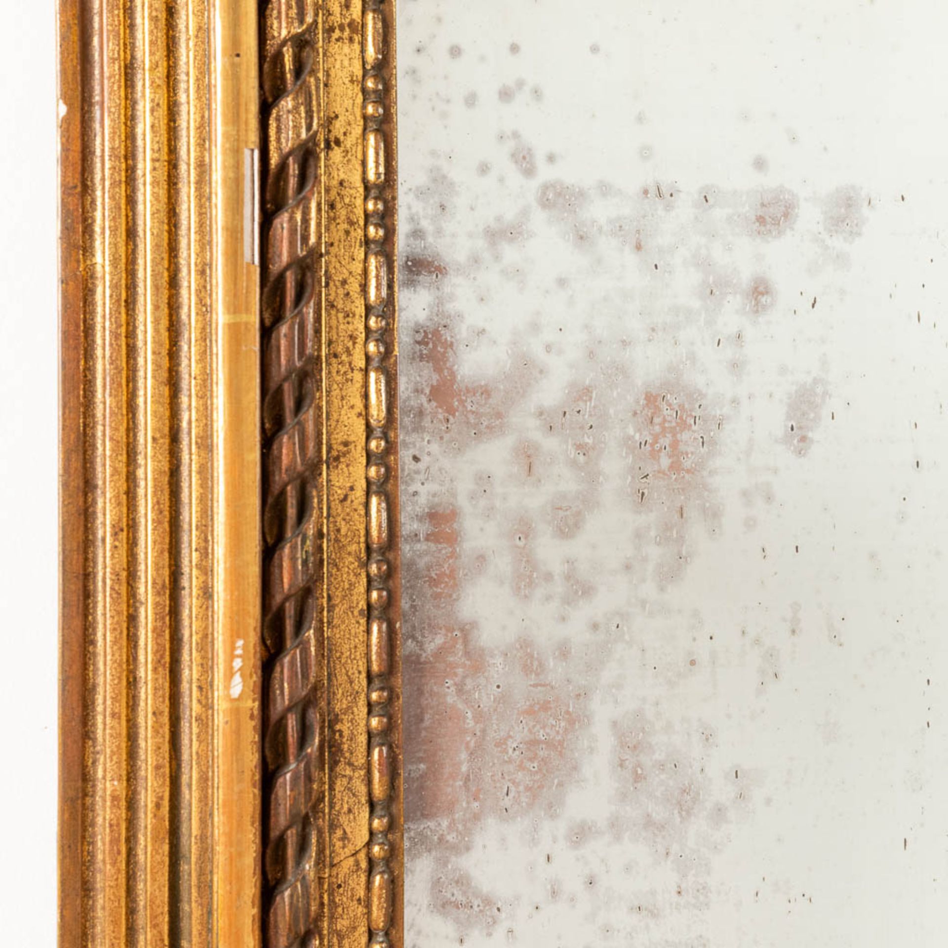 An antique mirror, gilt wood and stucco in Louis XVI style. Circa 1900.  (W:91 x H:160 cm) - Bild 10 aus 12