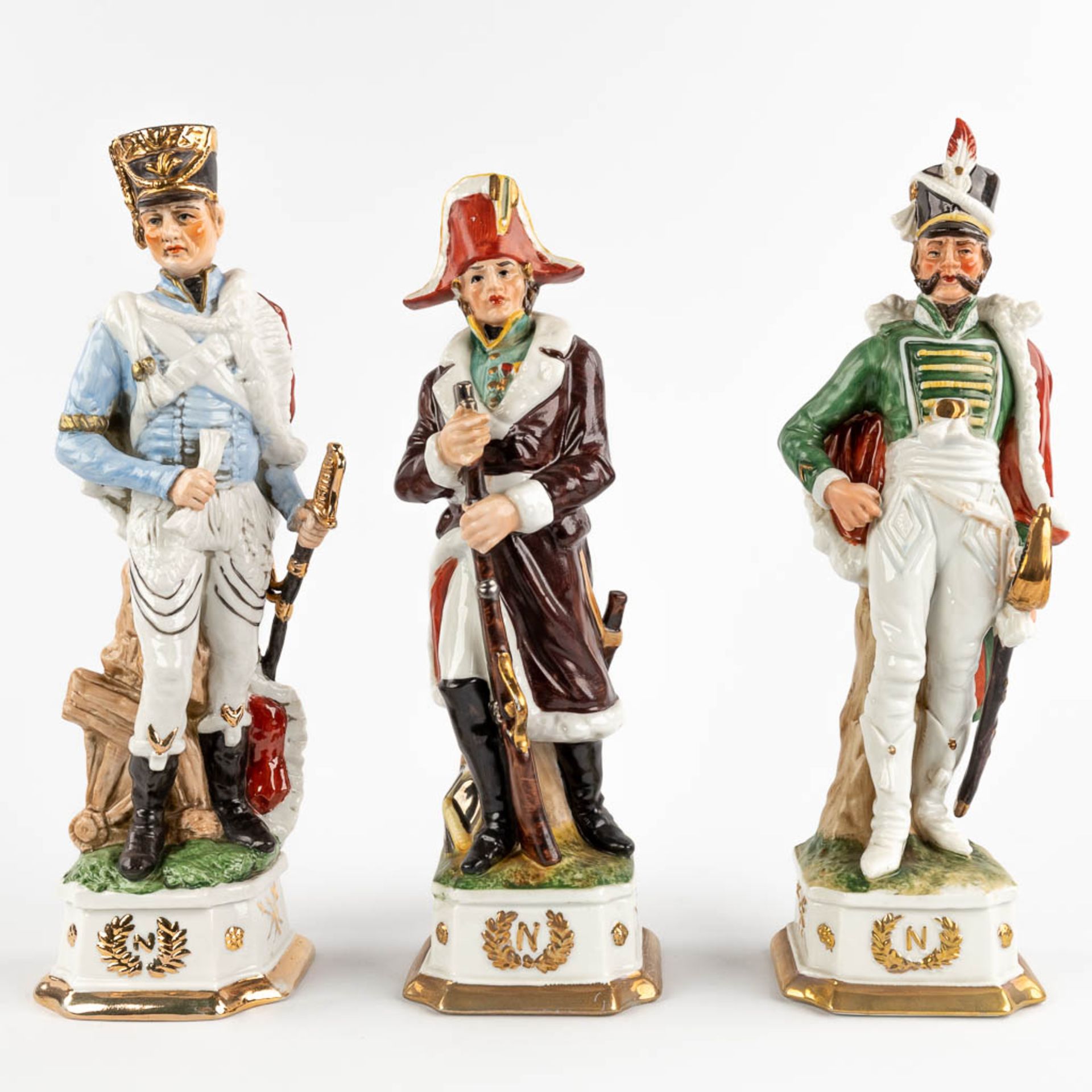 Napoleon and 9 generals, polychrome porcelain. 20th C. (H:32 cm) - Image 5 of 15
