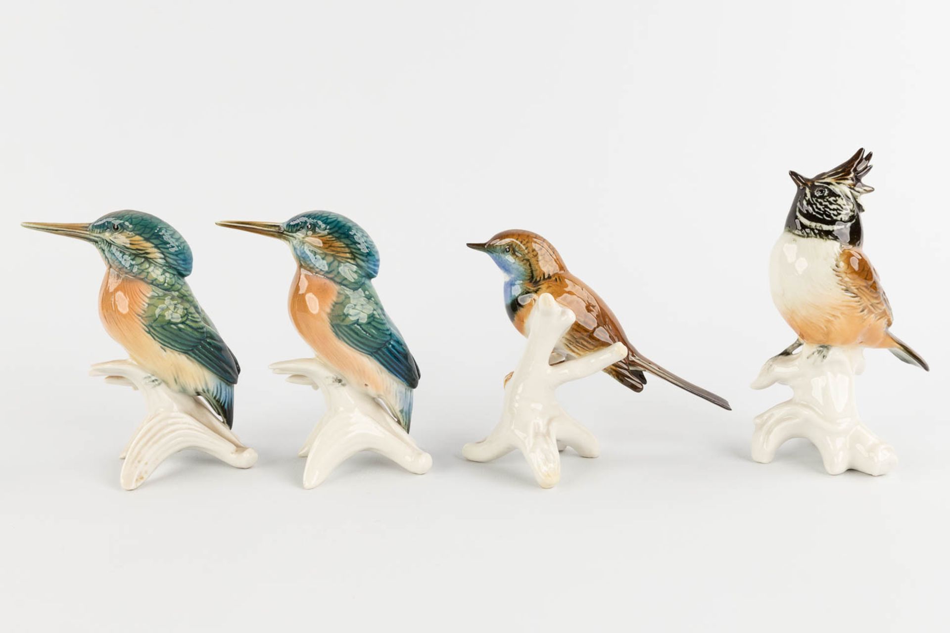 Karl ENS Porzellan, 8 birds, polychrome porcelain. 20th C. (H:19 cm) - Image 12 of 15