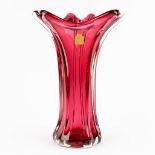 Chambord, Murano, Italy, a mid-century vase for Fratelli Toso. Circa 1940. (H:42,5 x D:28 cm)