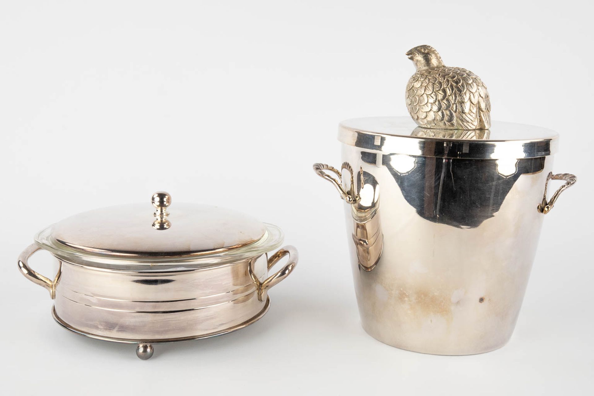 Four silver-plated storage boxes, ice-pails. (H:27 x D:20 cm) - Image 5 of 20