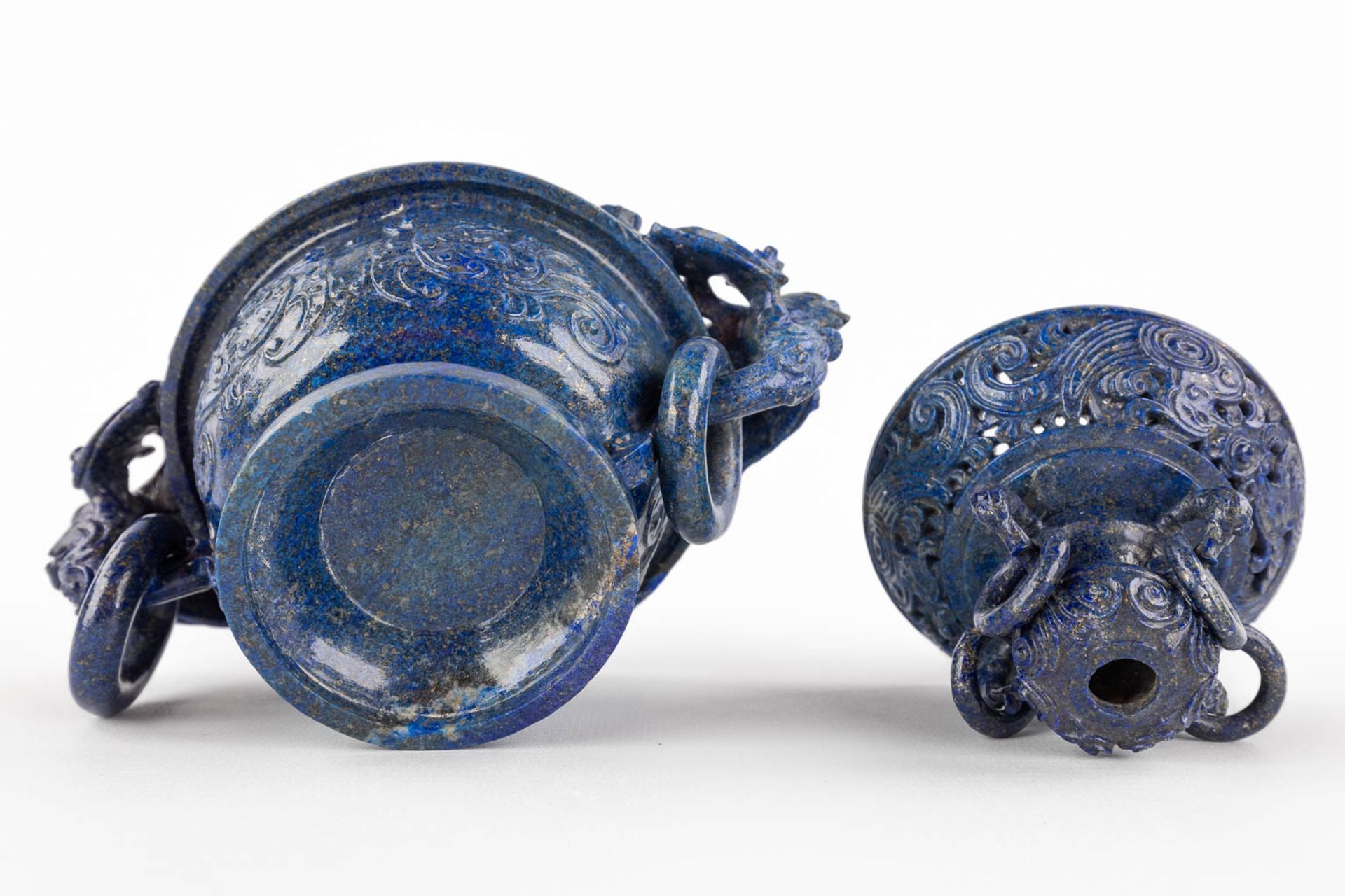 A Chinese censer, sculptured Lapis Lazuli, decorated with birds and flowers. (D:11 x W:17 x H:14 cm) - Image 8 of 11