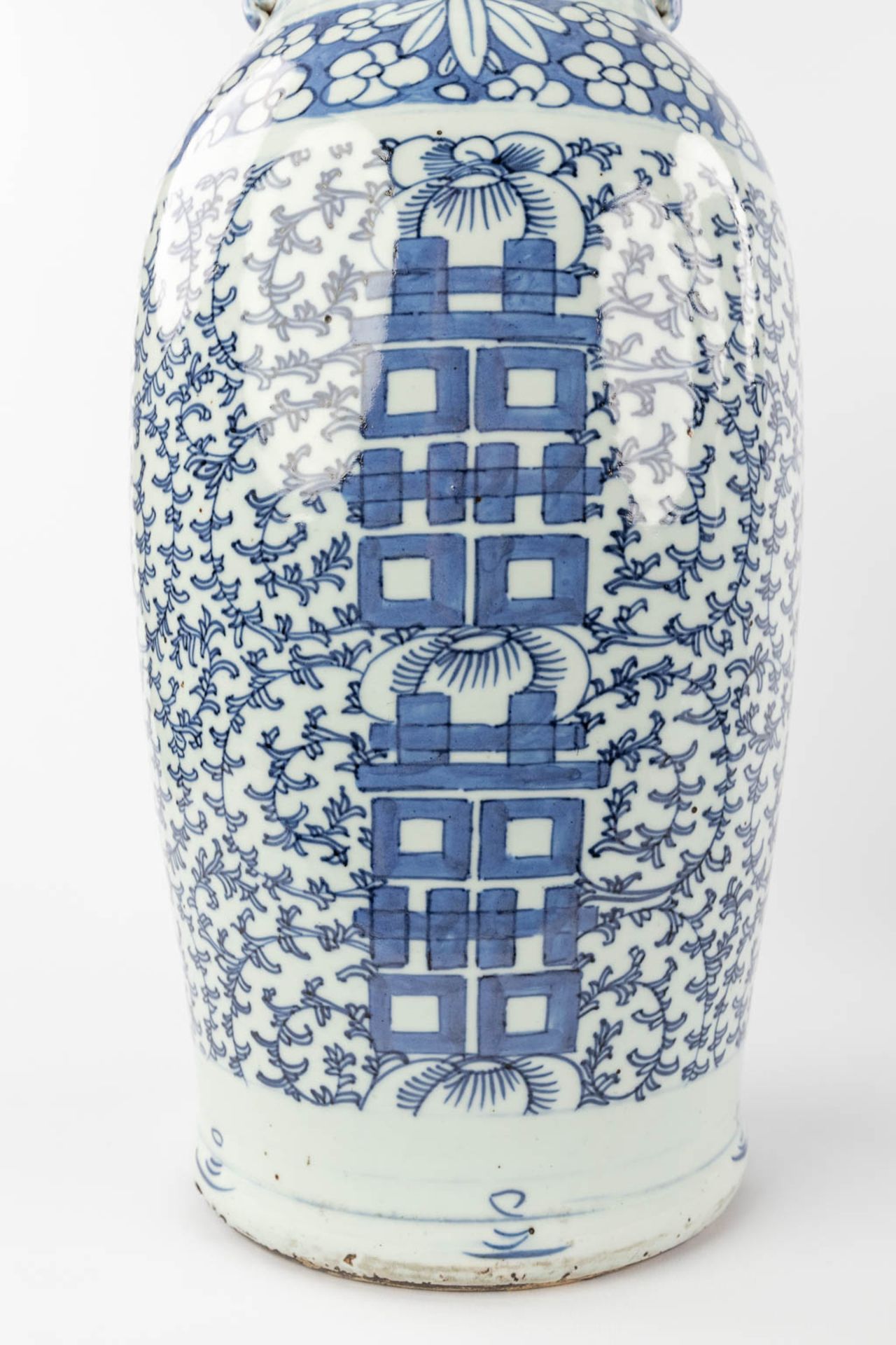 Two Chinese vases with blue-white double xi-sign of happiness. 19th/20th C. (H:60 x D:21 cm) - Image 12 of 12