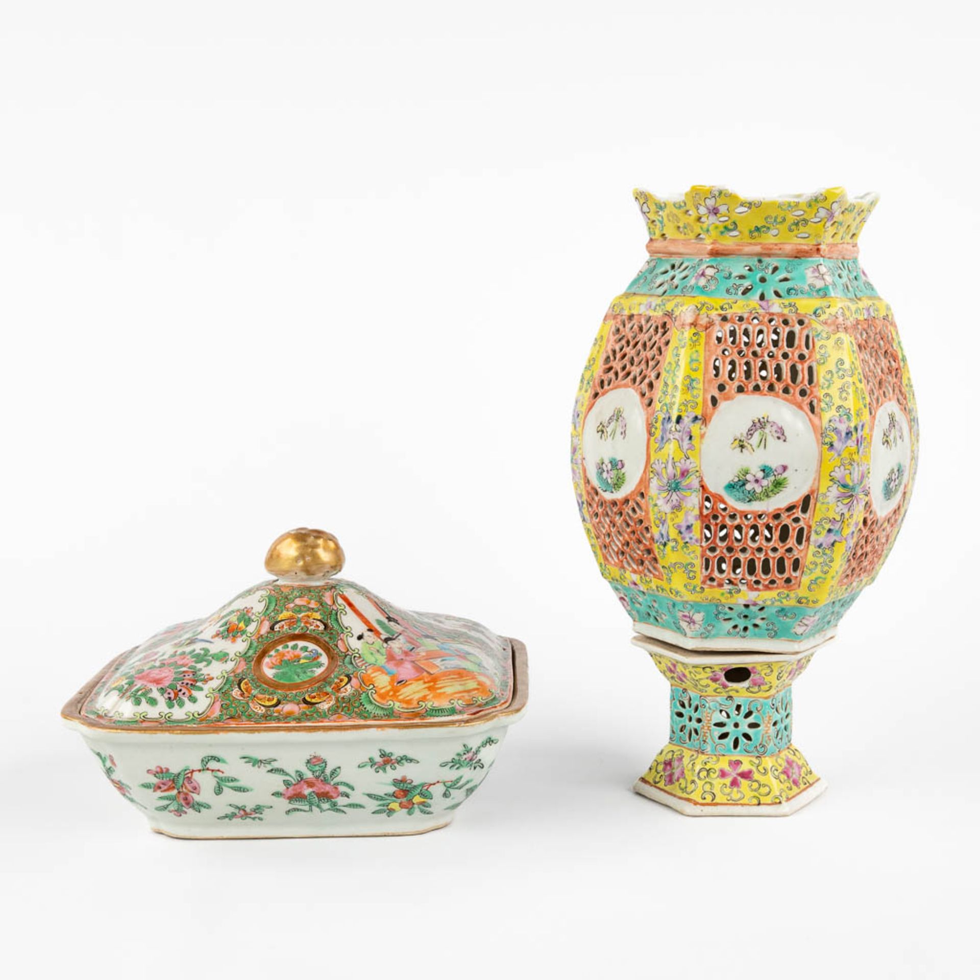 A bowl and table lamp, Canton and Famille Rose. 19th/20th C. (D:15 x W:18 x H:31 cm) - Bild 3 aus 14