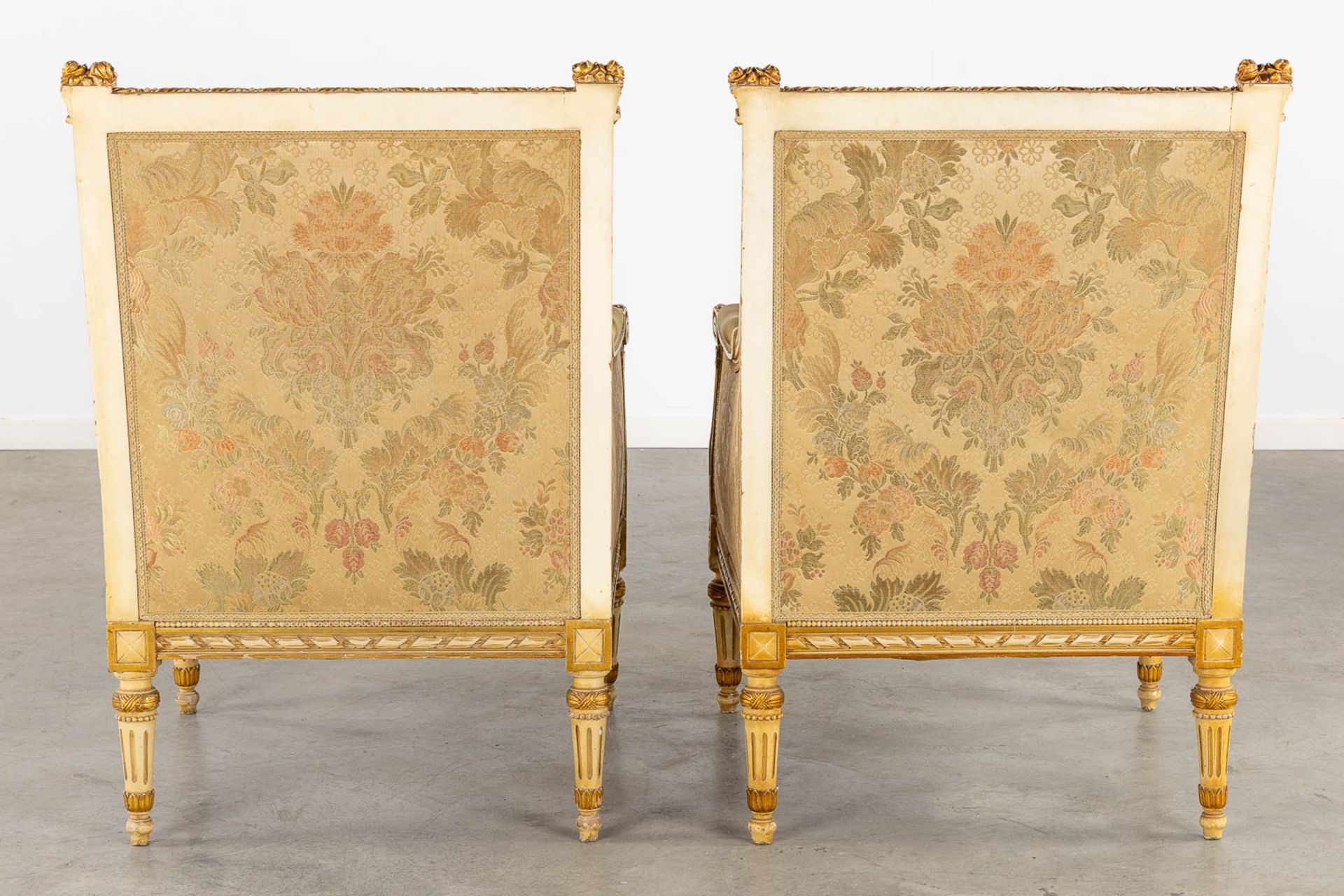 A set of 4 armchairs, sculptured and gilt wood in Louis XVI style. Circa 1920. (L:70 x W:67 x H:95 c - Bild 11 aus 17