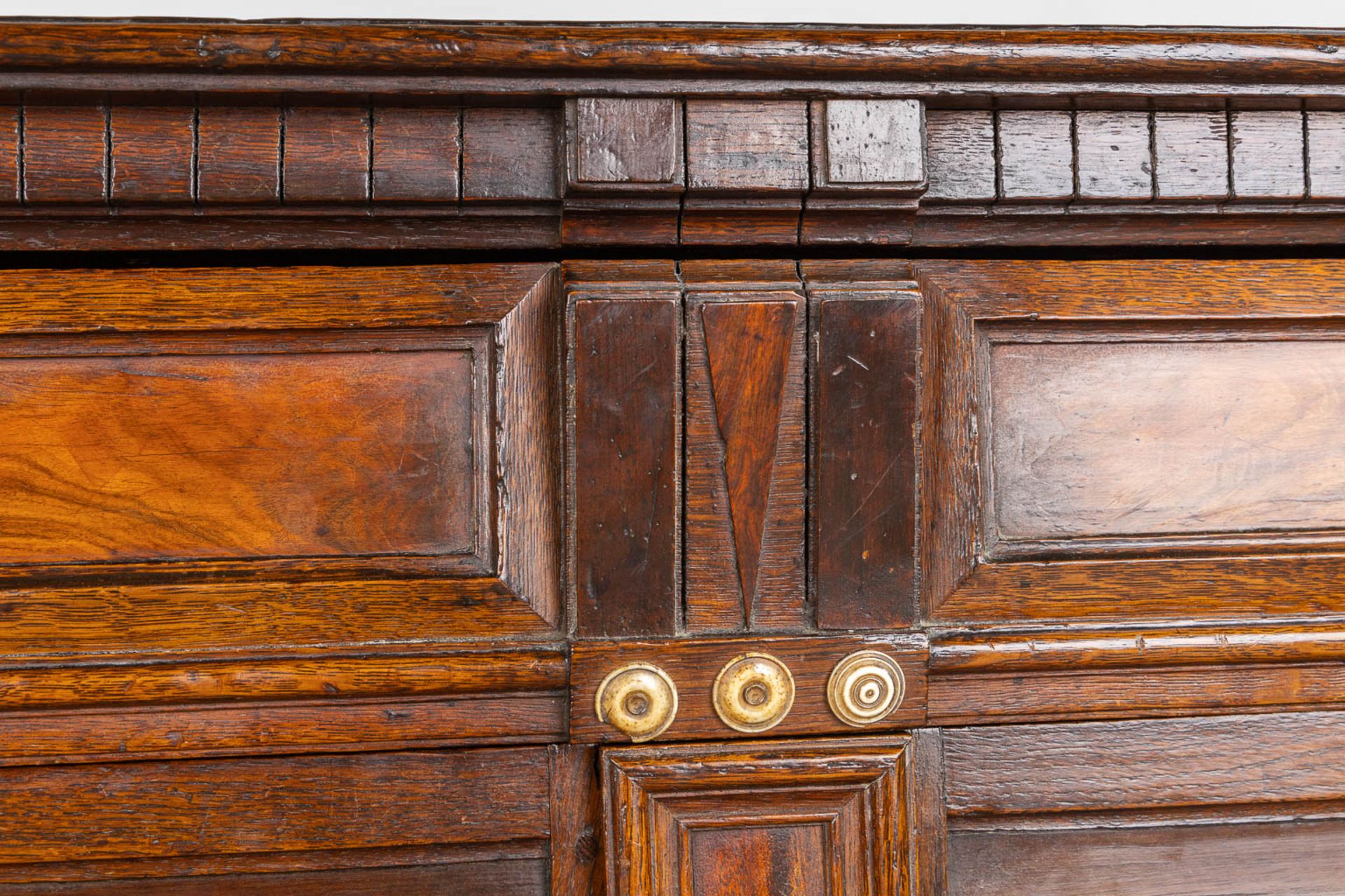An antique two-door cabinet, Probably The Netherlands, 18th C. (L:60 x W:95 x H:84 cm) - Bild 13 aus 16