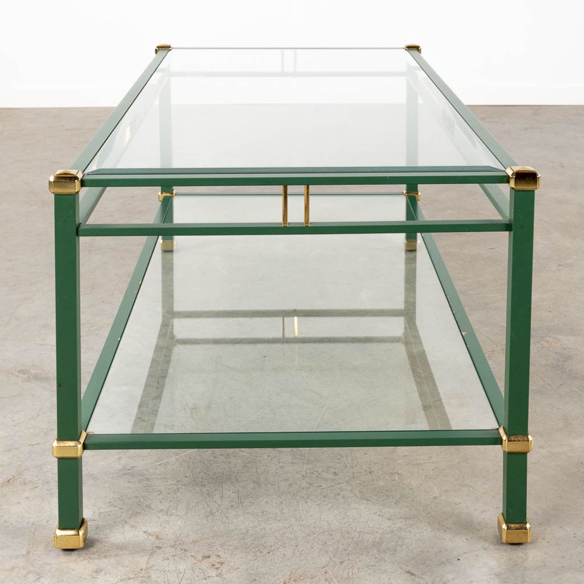 4 matching coffee and side tables, lacquered metal and glass, circa 1980. (L:58 x W:118 x H:46 cm) - Bild 6 aus 13