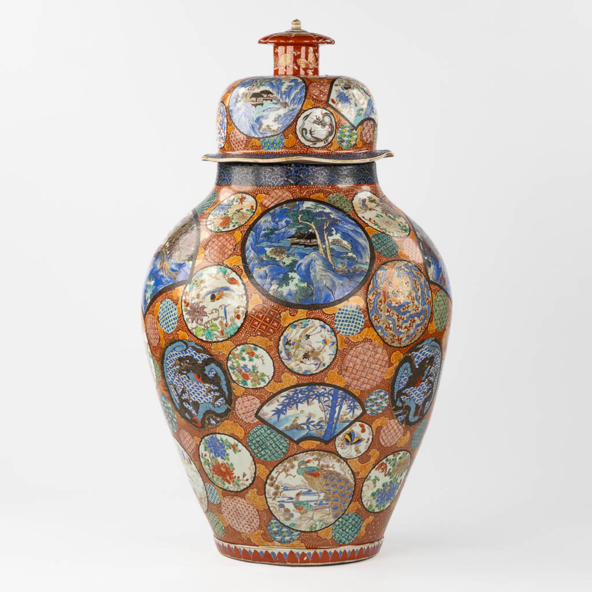 An exceptionally large Japanese Imari and Kutani style vase. 19th C. (W:63 x H:116 cm) - Image 3 of 22