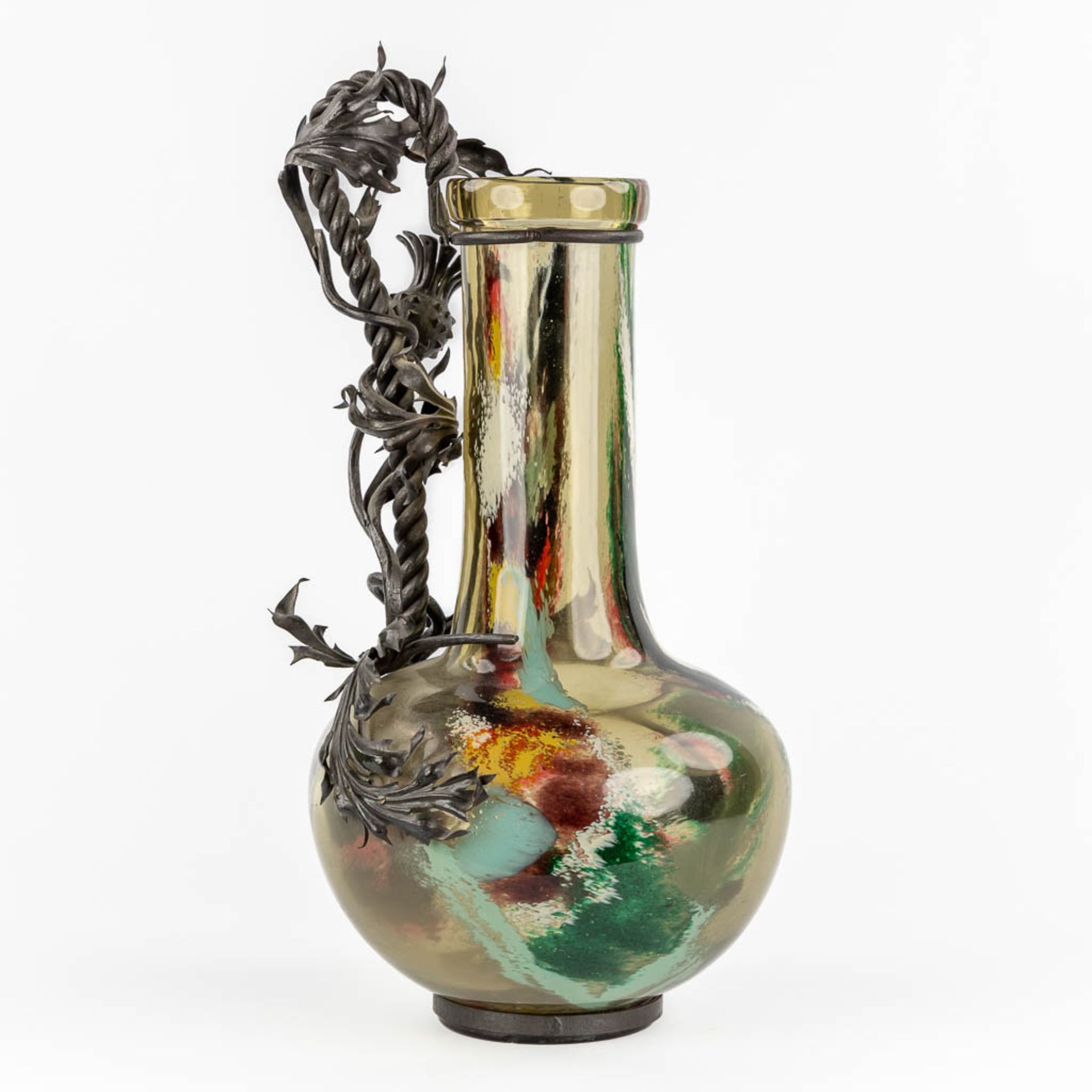 A glass vase mounted with sculptural cast iron, in the style of Louis Van Boeckel. (H:67 x D:33 cm) - Image 4 of 14