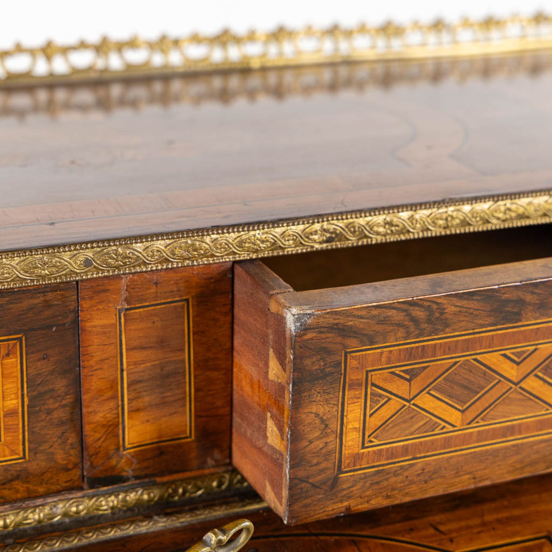 A secretary cabinet, marquetry inlay mounted with bronze in Louis XVI style. 19th C. (L:50 x W:75 x - Bild 12 aus 15