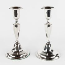A pair of silver candelabra, Germany. 800/1000. (H:18 x D:9 cm)
