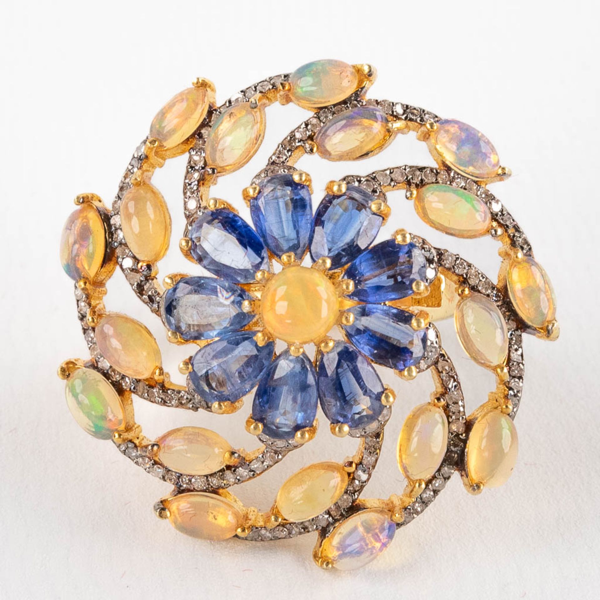 A ring, gilt zilver with opal, old cut diamonds and 'Kyanite'. Ring size 56, 12,3g. - Image 6 of 11