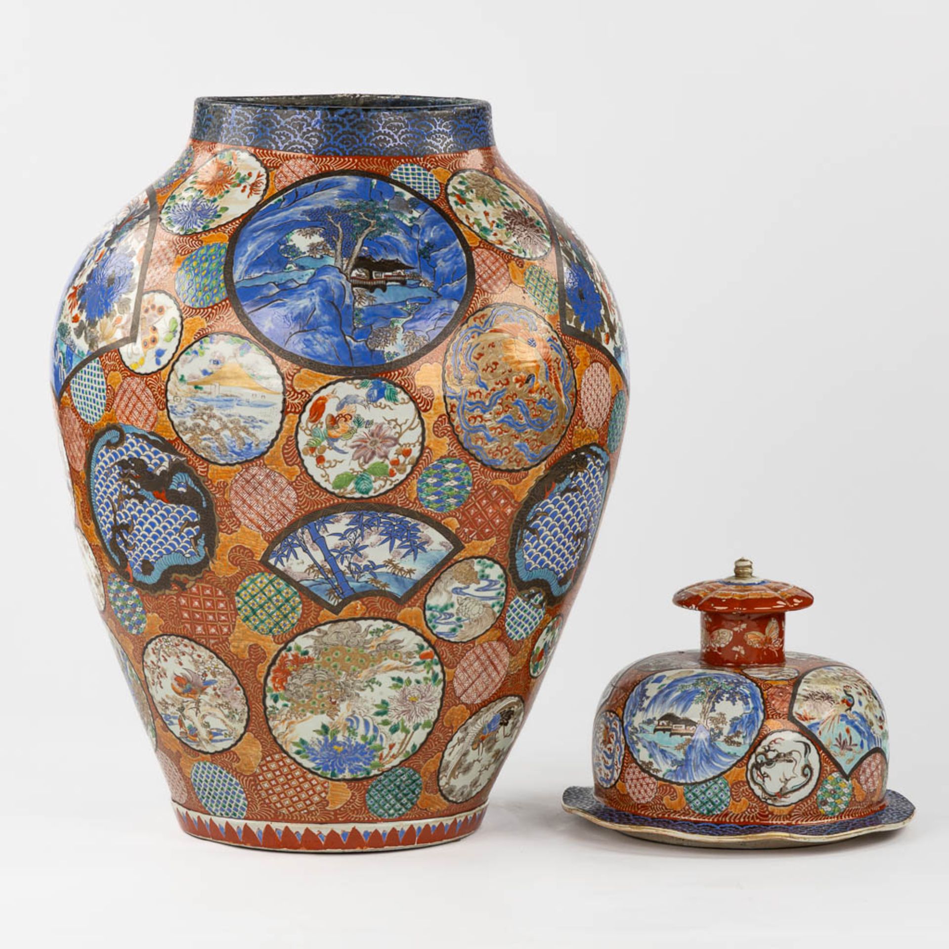 An exceptionally large Japanese Imari and Kutani style vase. 19th C. (W:63 x H:116 cm) - Image 6 of 22