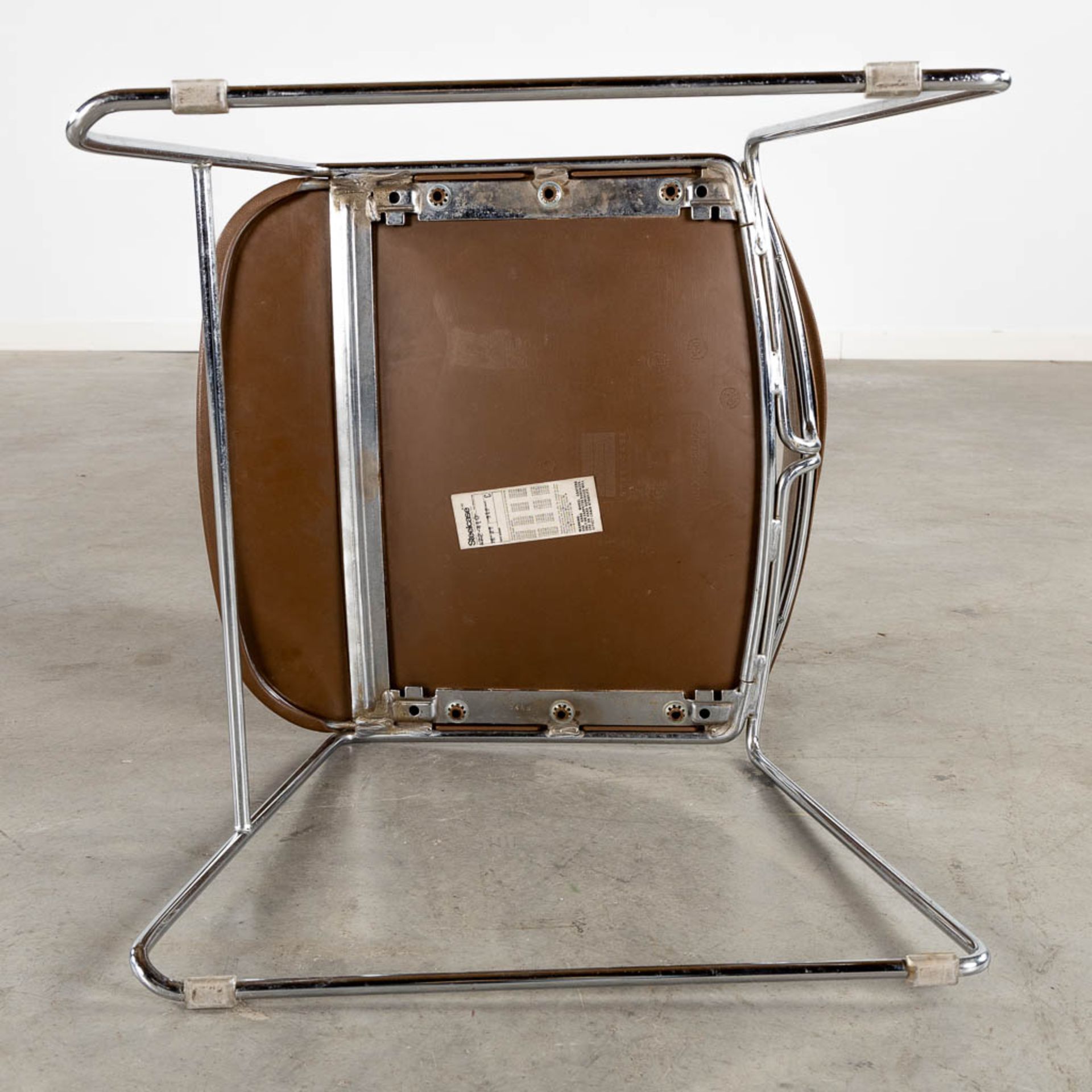 A set of 4 mid-century chairs 'Steelcase Max Stacker' chairs. (L:52 x W:50 x H:78 cm) - Bild 11 aus 14