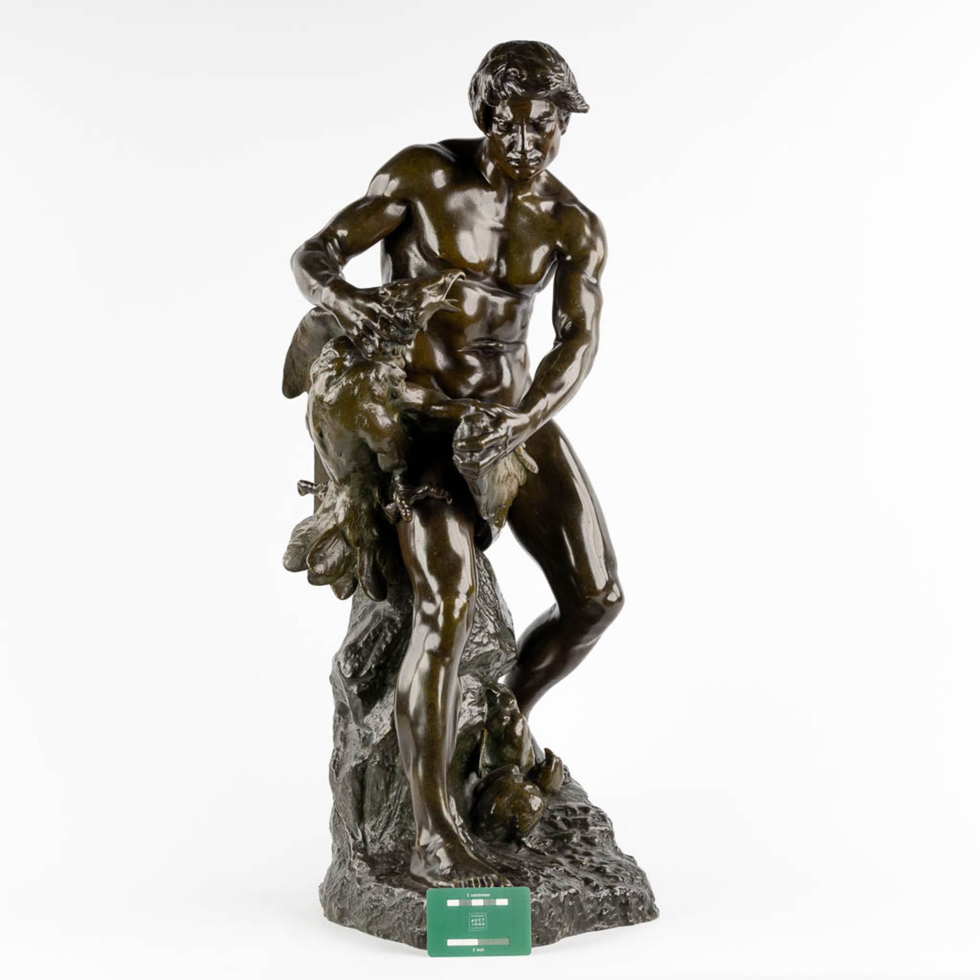 Anatole GUILLOT (1865-1911) 'Hunter with an eagle' patinated spelter. (L:38 x W:29 x H:78 cm) - Bild 2 aus 11