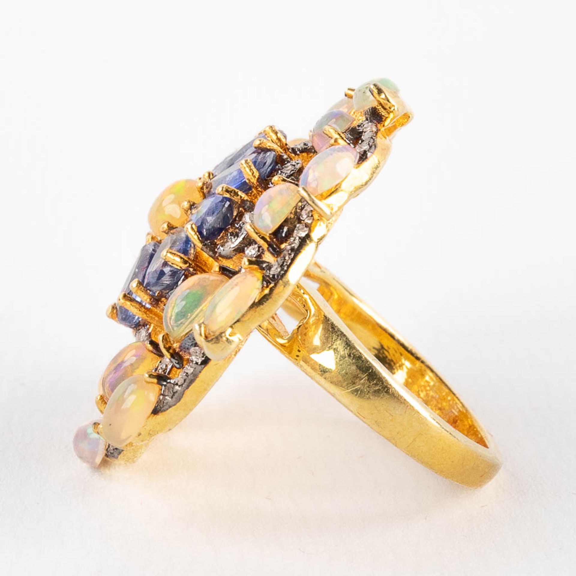 A ring, gilt zilver with opal, old cut diamonds and 'Kyanite'. Ring size 56, 12,3g. - Image 9 of 11