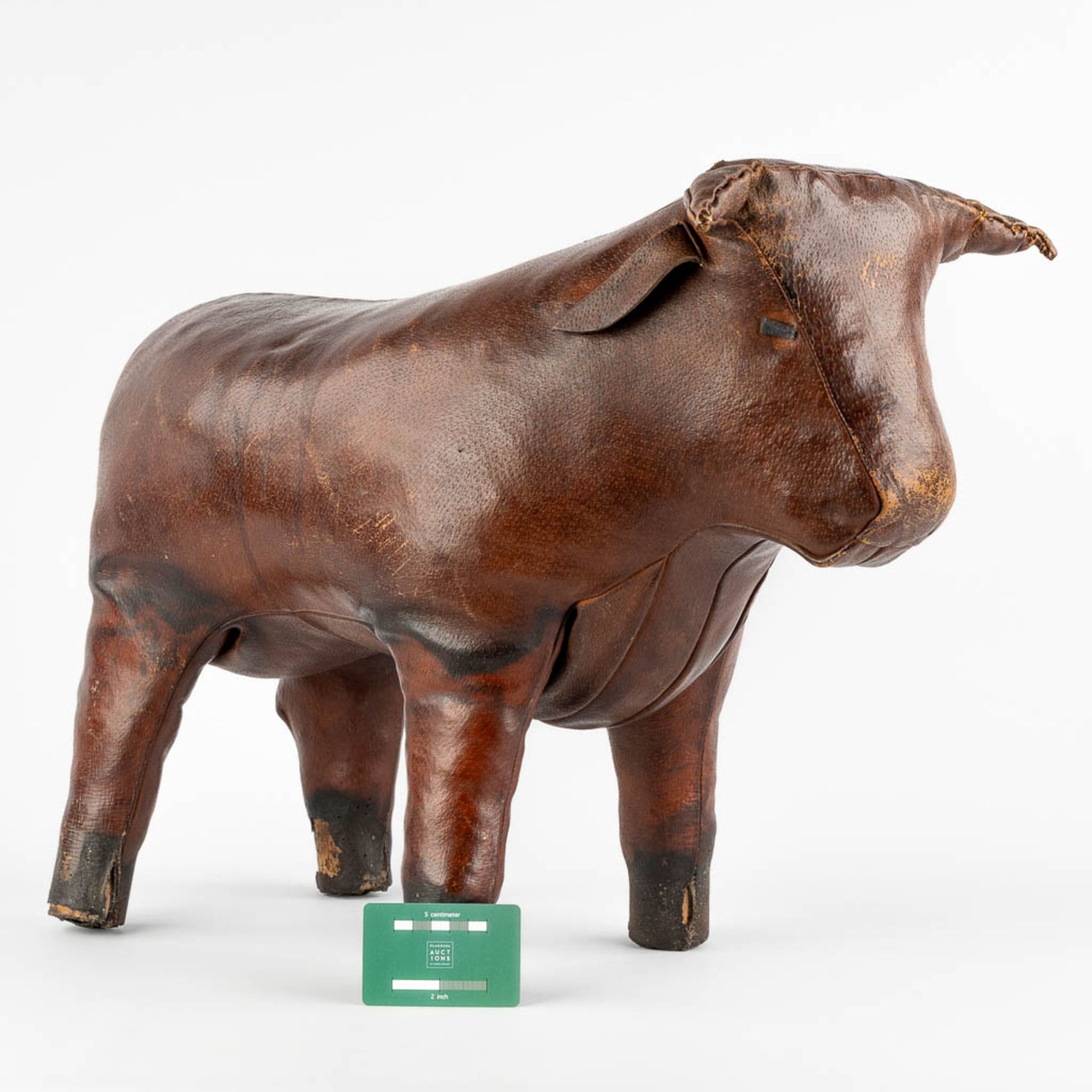 Dimitri OMERSA (1927-1975) 'Bull' a leather footstool. (L:33 x W:58 x H:46 cm) - Bild 2 aus 19
