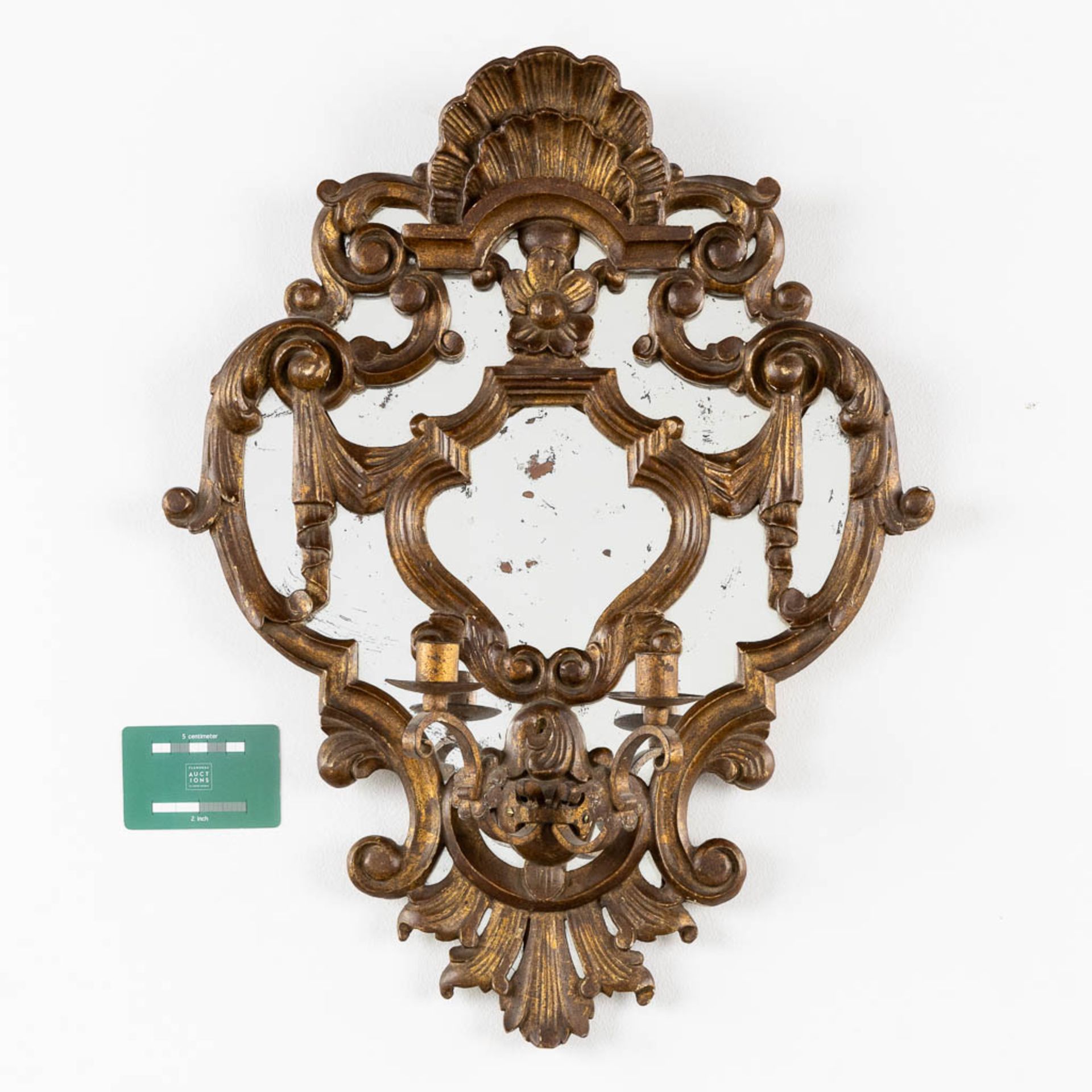 A pair of antique Italian and wood-sculptured wall lamps with mirror's. 19th C. (L:13 x W:41 x H:51 - Image 2 of 8