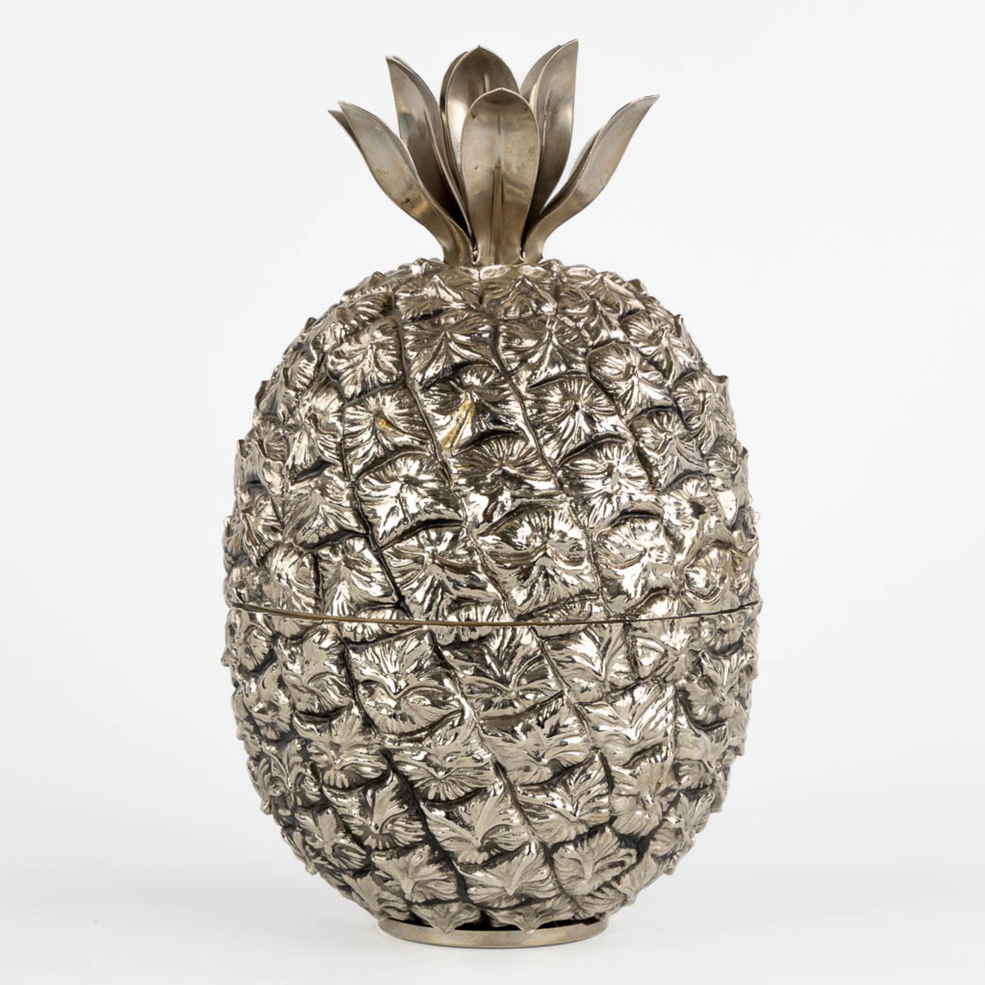 Michel DARTOIS (XX) 'Pineapple' a mid-century ice pail. (H:29 x D:17 cm) - Image 5 of 10