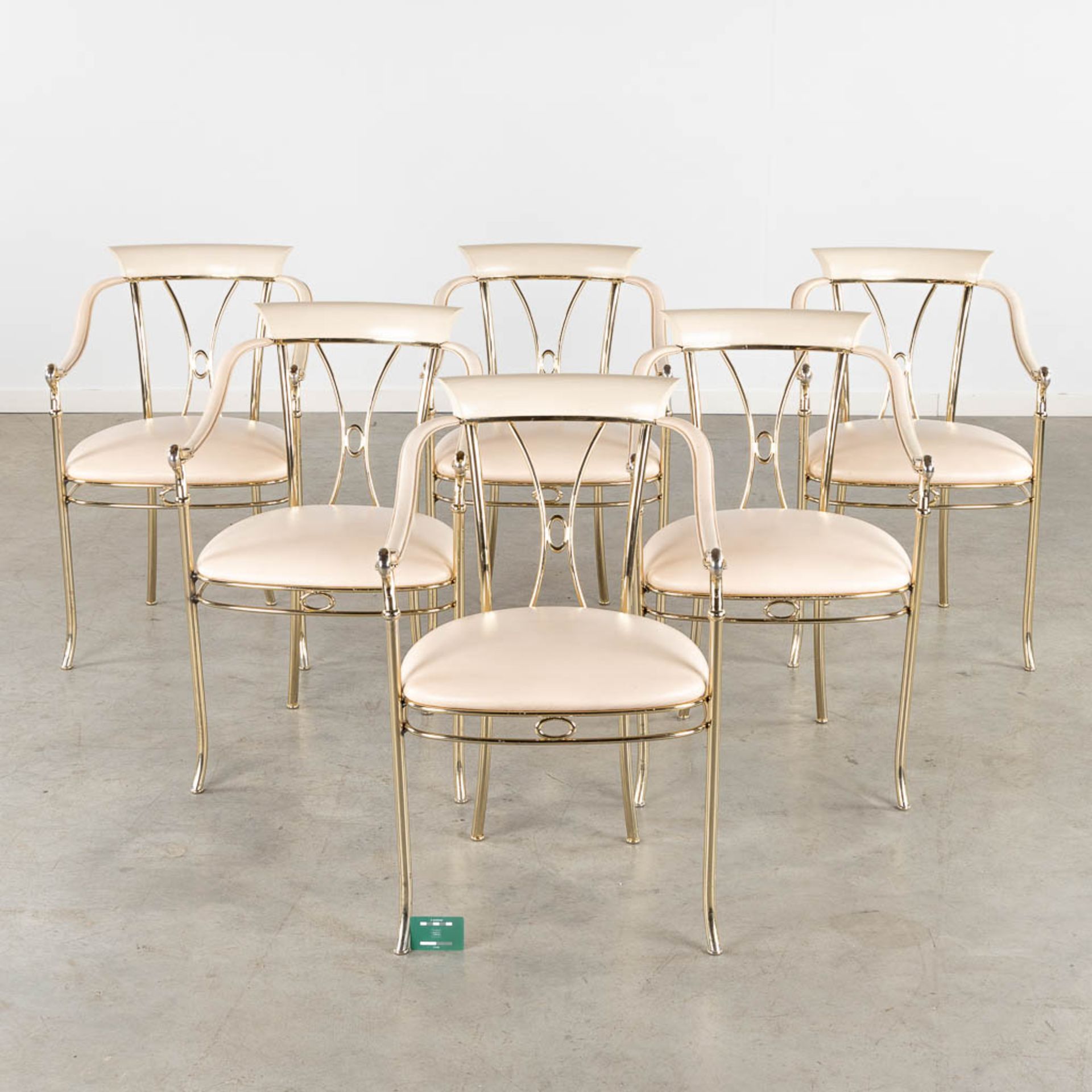 Manuel VIDAL GRAU (XX) 'Oval table and 6 chairs' resin, gilt metal and leather. (L:115 x W:200 x H:7 - Bild 2 aus 21