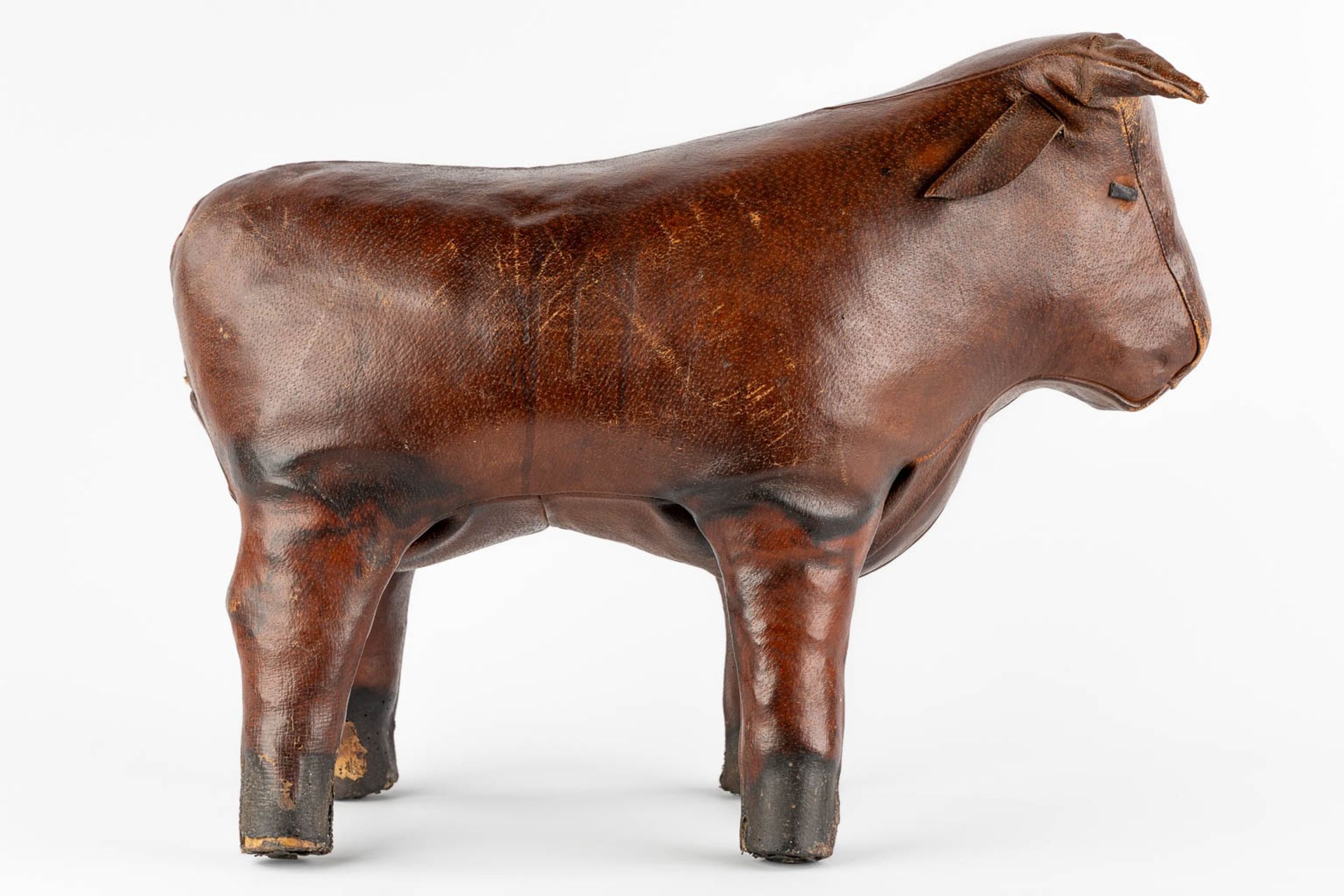 Dimitri OMERSA (1927-1975) 'Bull' a leather footstool. (L:33 x W:58 x H:46 cm) - Bild 6 aus 19