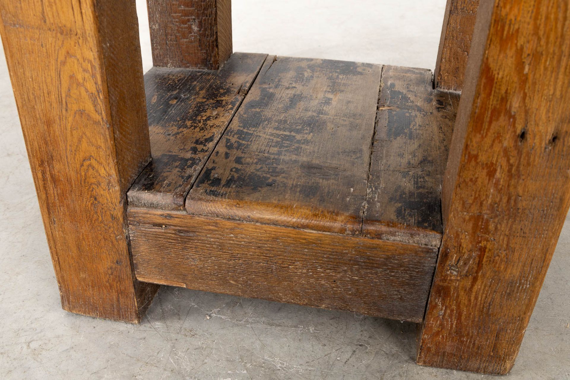 An antique and small butcher's block. (L:52 x W:43 x H:82 cm) - Image 9 of 11