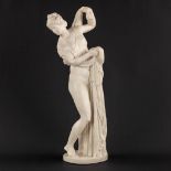 An antique sculpture 'Venus Callipyge', white Carrara marble. Neoclassical, 19th C. (L:16 x W:21 x H