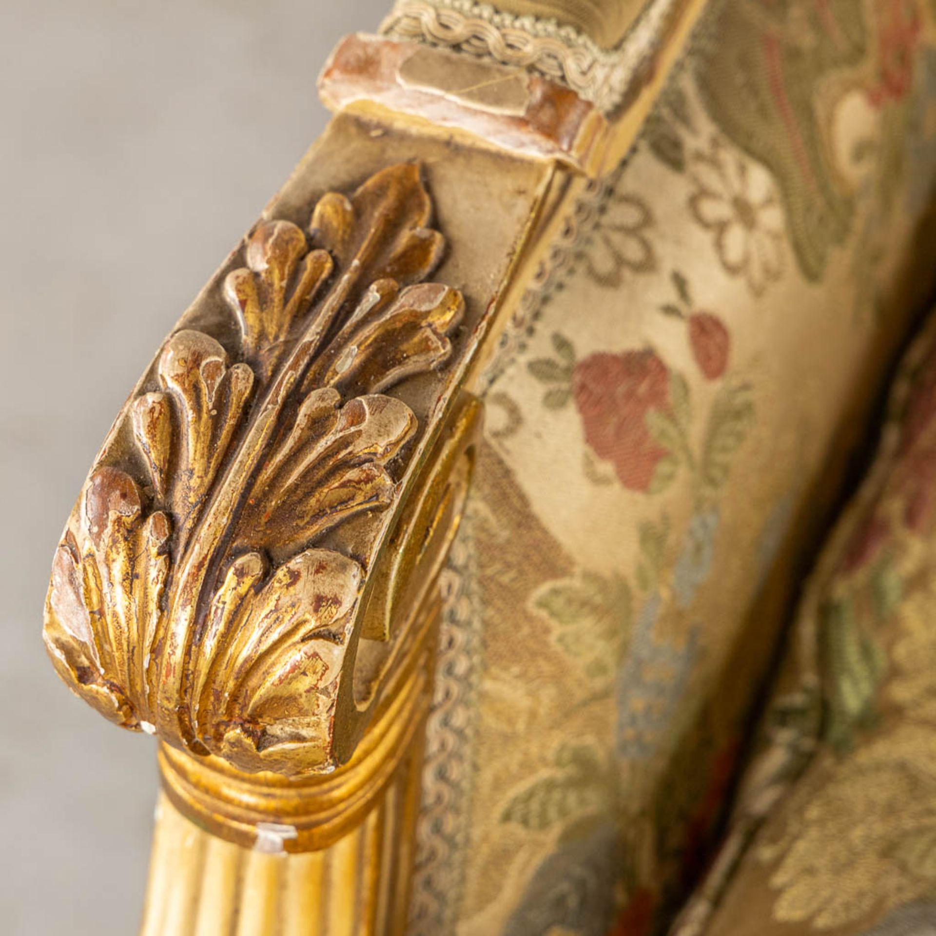 A set of 4 armchairs, sculptured and gilt wood in Louis XVI style. Circa 1920. (L:70 x W:67 x H:95 c - Bild 14 aus 17