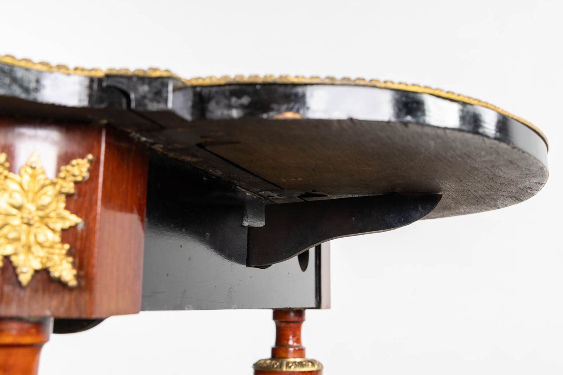 A side table/play table, marquetry inlay and mounted with bronze. 20th C. (L:57 x W:115 x H:74 cm) - Bild 18 aus 19