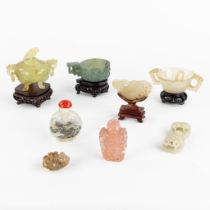 Eight pieces of small Chinese sculptures, pots and snuff bottles, Jade, Agate, and similar hardstone